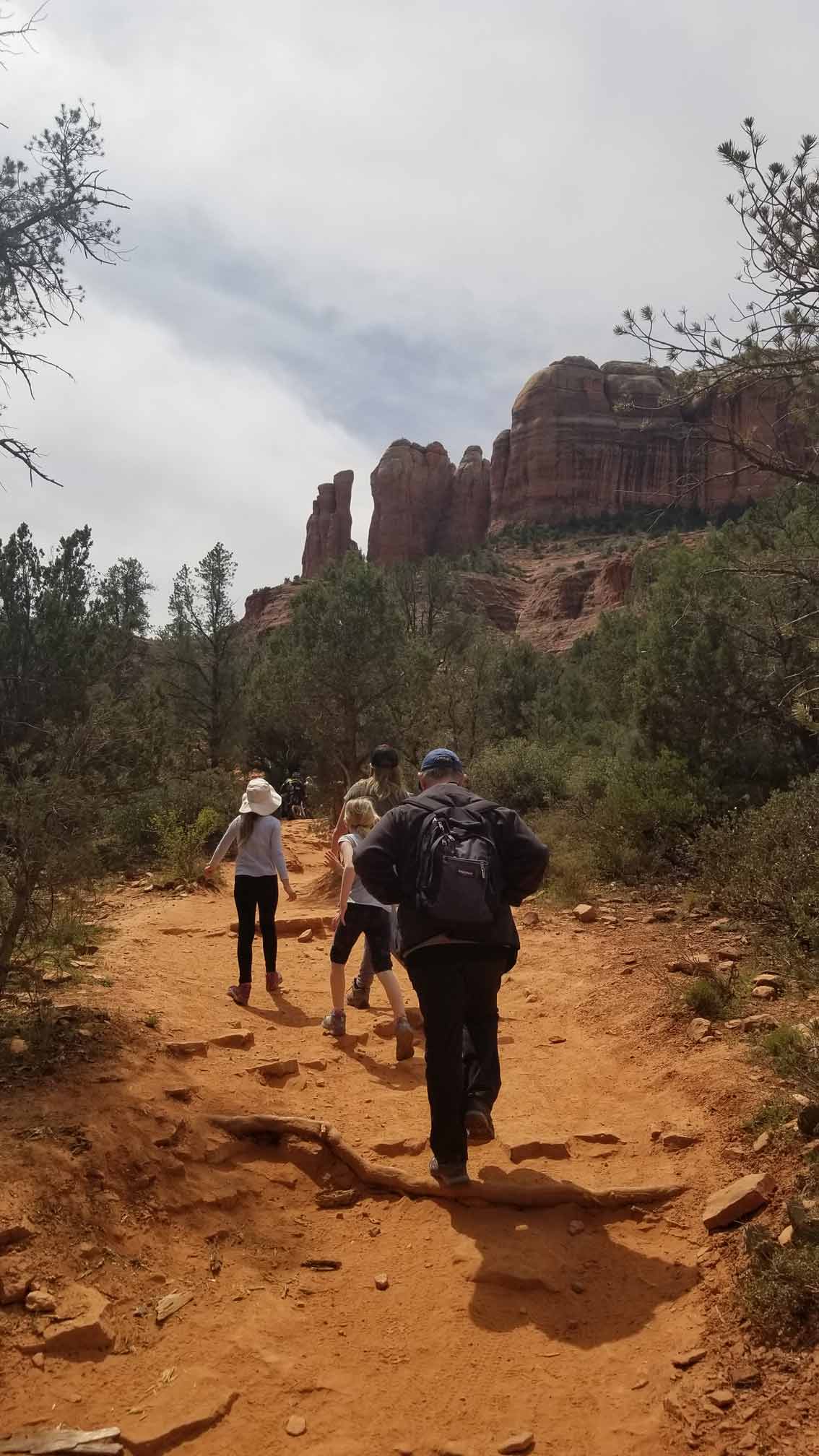 La montée vers Cathedrale Rock